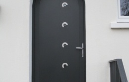 porte d'entrée en acier