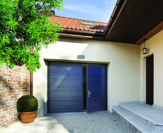 porte de garage battante